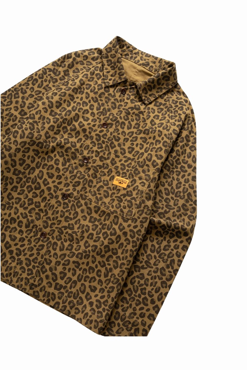 SERVICE WORKS PATTERNED EASY CHEF SHIRT Brown Leopard