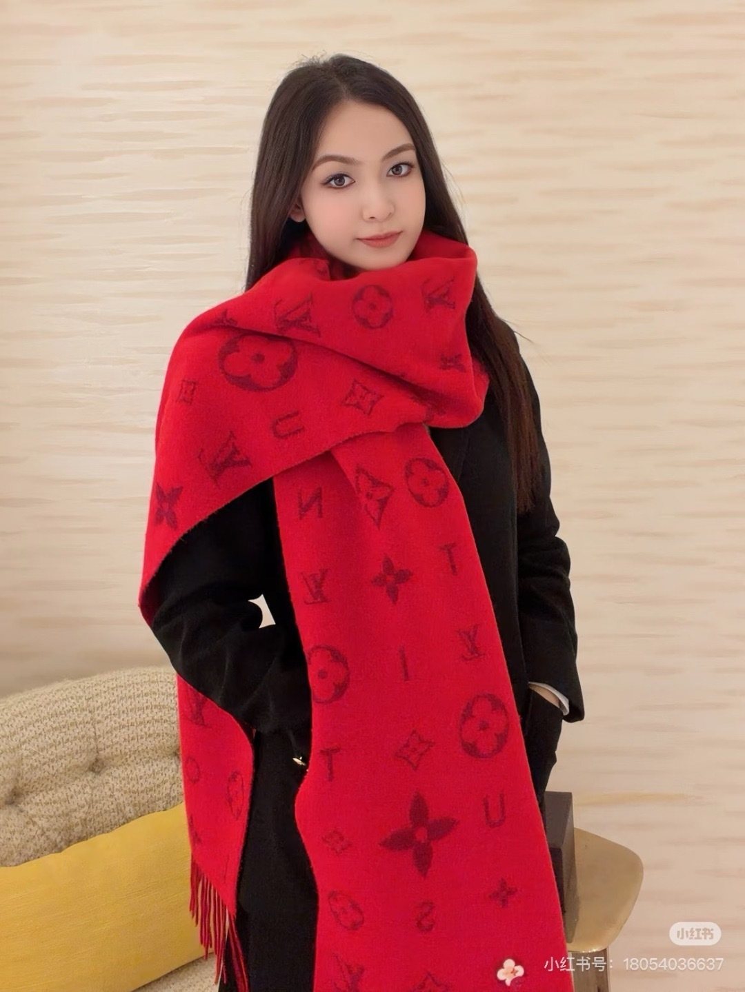 Louis Vuitton Reykjavik 2.0 Red Monogram Scarf
