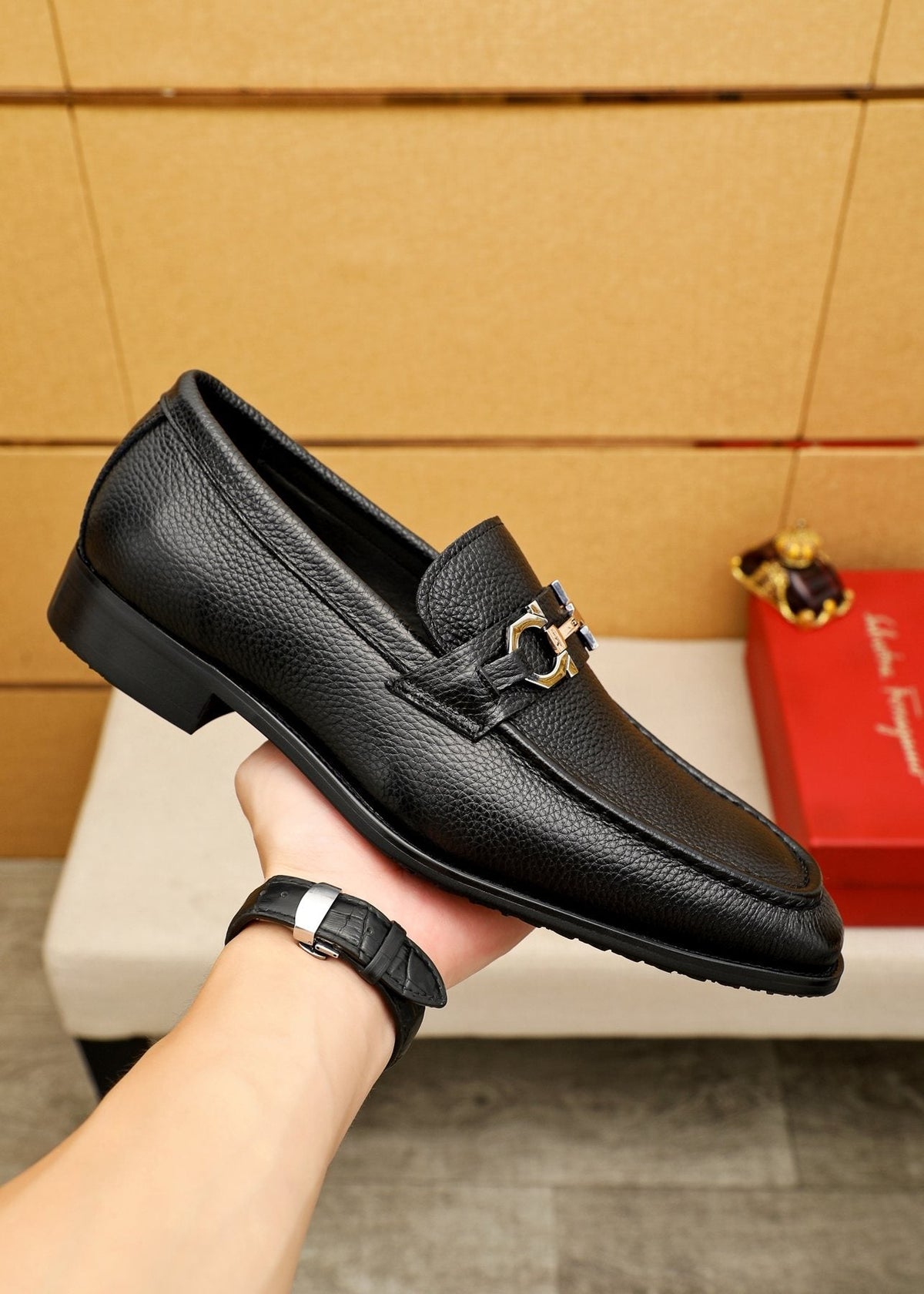 Salvatore Ferragamo Black Pebble-Textured Bit Loafers