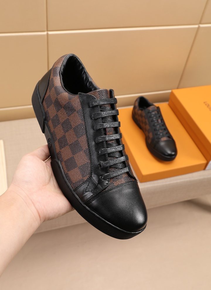 Louis Vuitton Checkered Leather Low-Top Sneakers